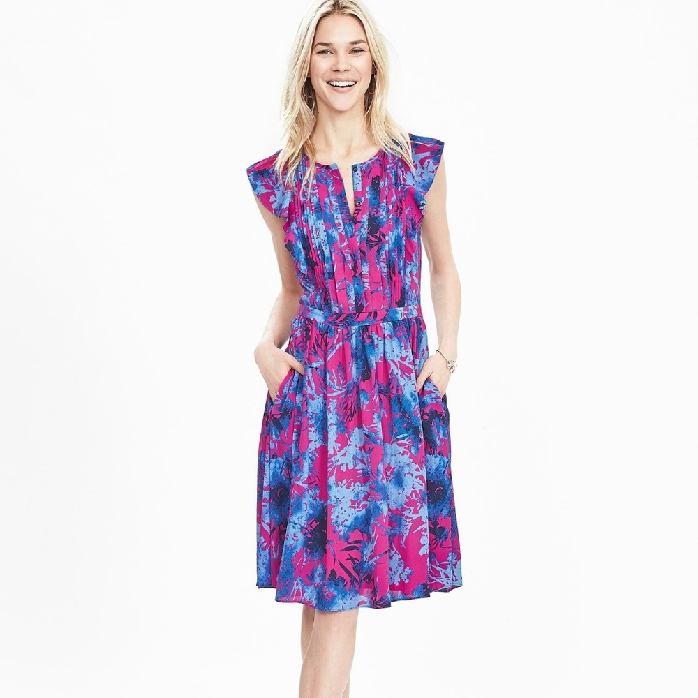 Banana Republic Flutter Sleeve Dress w/ Pockets